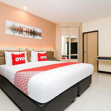Oyo 234 Tara Grande Hotel & Spa Bangkok Exteriér fotografie