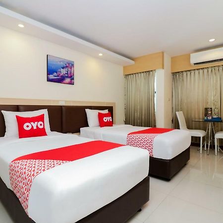Oyo 234 Tara Grande Hotel & Spa Bangkok Exteriér fotografie
