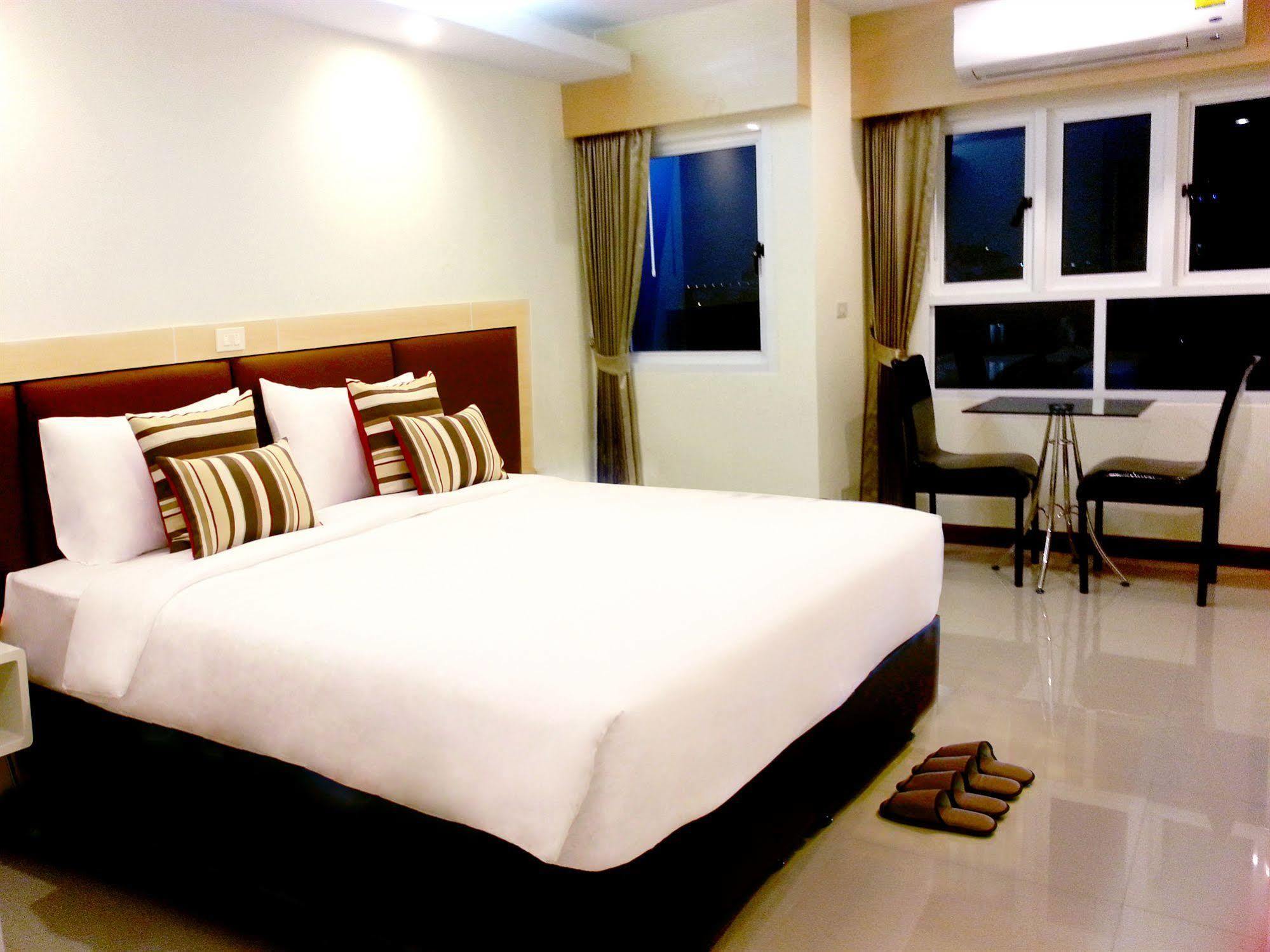 Oyo 234 Tara Grande Hotel & Spa Bangkok Exteriér fotografie