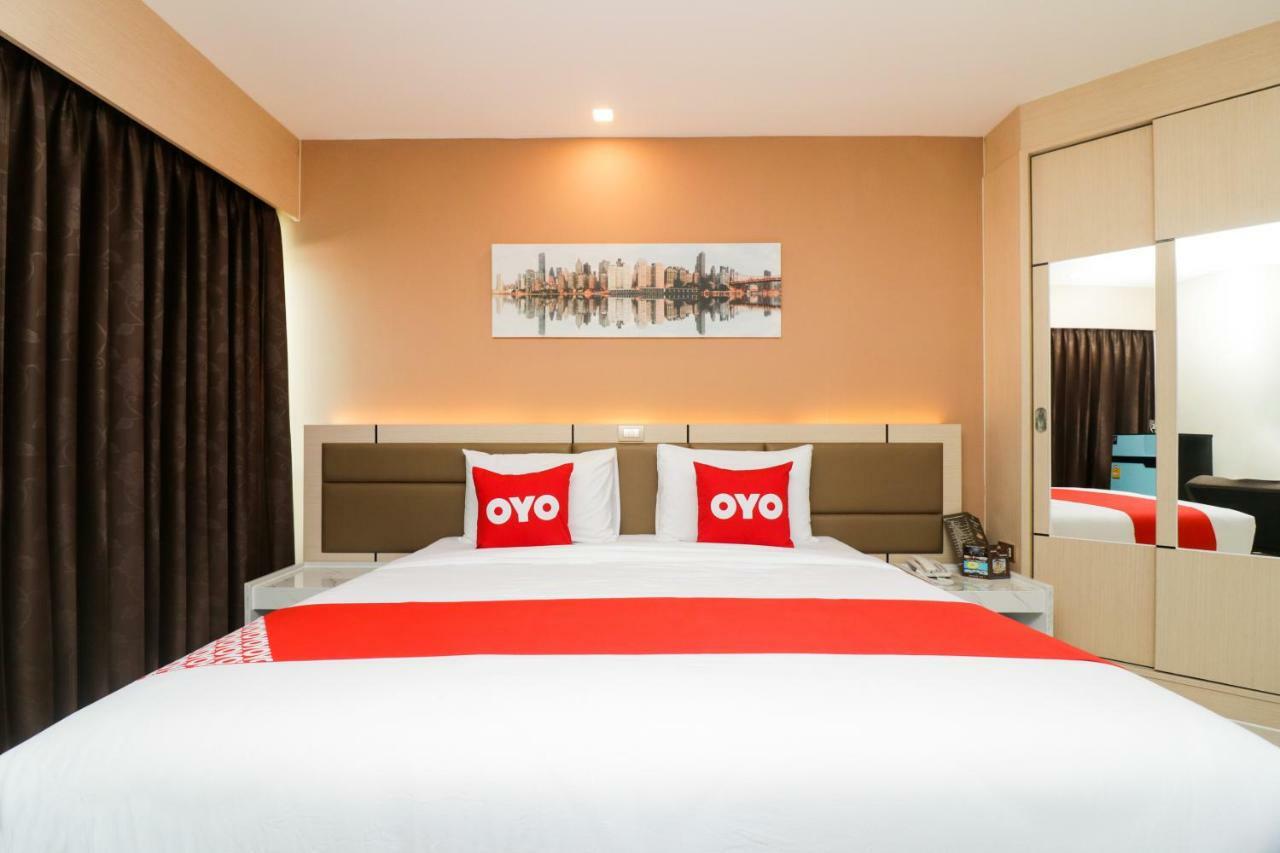Oyo 234 Tara Grande Hotel & Spa Bangkok Exteriér fotografie